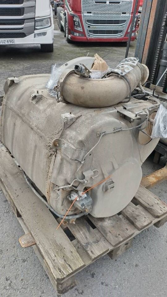 Scania NG580 pystyputki katalysaattori täydellinen pake  - Moottori - Kuorma-auto: kuva Scania NG580 pystyputki katalysaattori täydellinen pake  - Moottori - Kuorma-auto Scania NG580 pystyputki katalysaattori täydellinen pake  - Moottori - Kuorma-auto: kuva Scania NG580 pystyputki katalysaattori täydellinen pake  - Moottori - Kuorma-auto