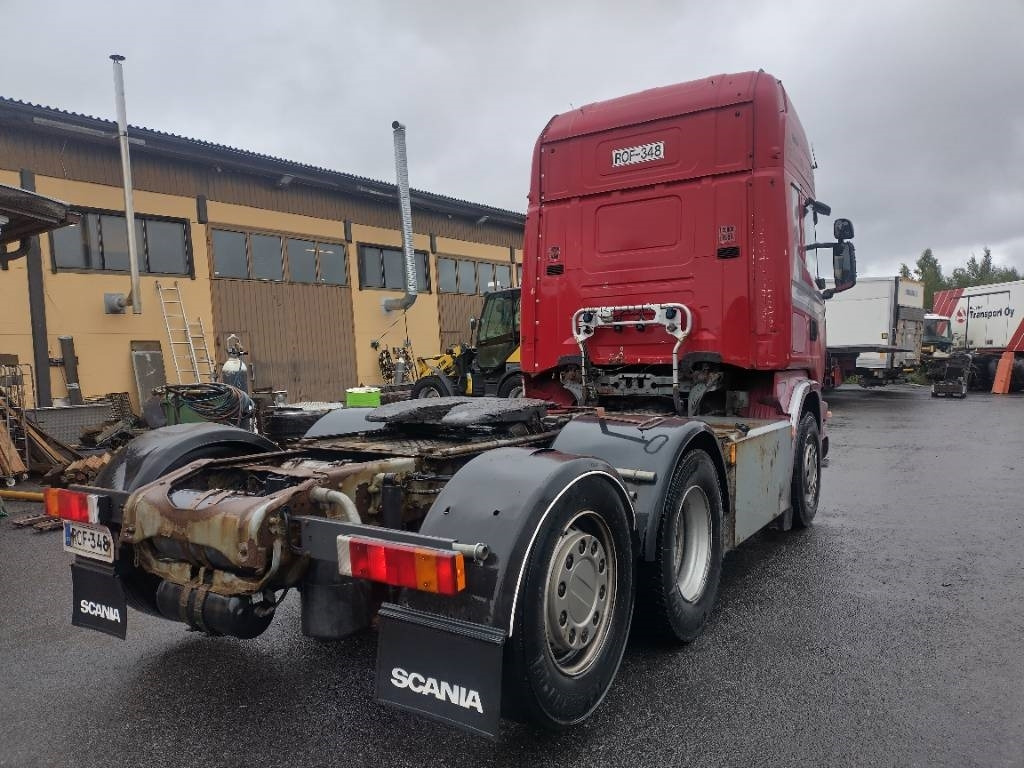 Vetopöytäauto Scania R164 6x2 vetoauto,täysilma,manuaali: kuva Vetopöytäauto Scania R164 6x2 vetoauto,täysilma,manuaali