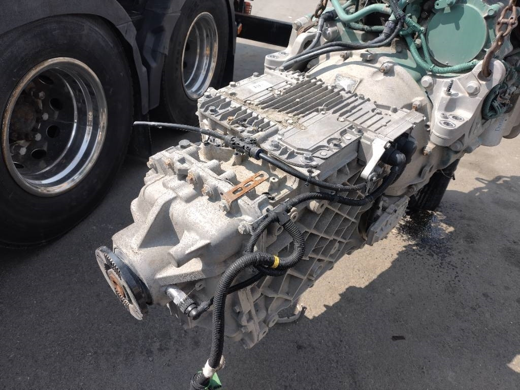 Volvo AT2612D - Vaihdelaatikko - Kuorma-auto: kuva Volvo AT2612D - Vaihdelaatikko - Kuorma-auto Volvo AT2612D - Vaihdelaatikko - Kuorma-auto: kuva Volvo AT2612D - Vaihdelaatikko - Kuorma-auto