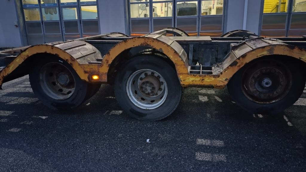 Volvo F16 8x2 metsäkone ritilä, rautajouset,hydr.perä - Puuauto: kuva Volvo F16 8x2 metsäkone ritilä, rautajouset,hydr.perä - Puuauto Volvo F16 8x2 metsäkone ritilä, rautajouset,hydr.perä - Puuauto: kuva Volvo F16 8x2 metsäkone ritilä, rautajouset,hydr.perä - Puuauto