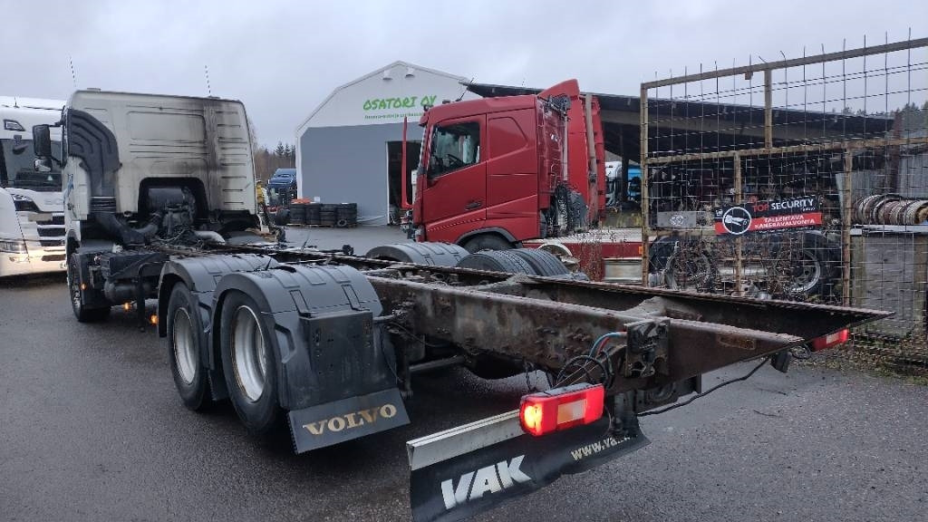Volvo FH13 6x2 alusta, manuaalivaihteisto  - Kuorma-auto alusta: kuva Volvo FH13 6x2 alusta, manuaalivaihteisto  - Kuorma-auto alusta Volvo FH13 6x2 alusta, manuaalivaihteisto  - Kuorma-auto alusta: kuva Volvo FH13 6x2 alusta, manuaalivaihteisto  - Kuorma-auto alusta