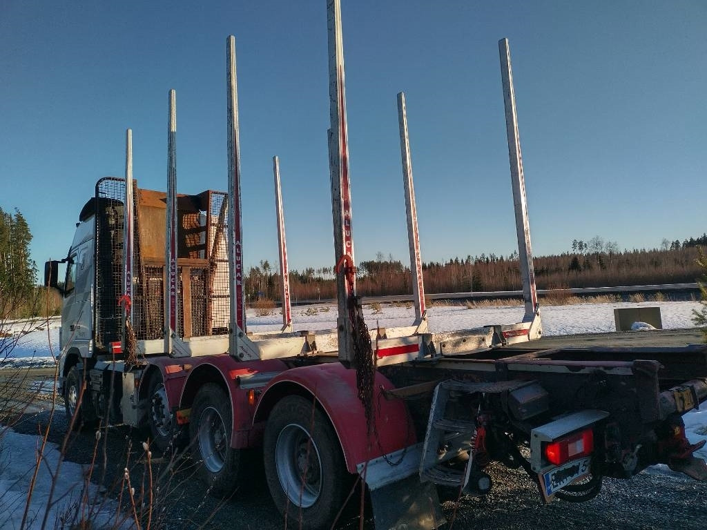 Volvo FH750 puuvarustus, napaperät,trippeli - Puuauto: kuva Volvo FH750 puuvarustus, napaperät,trippeli - Puuauto Volvo FH750 puuvarustus, napaperät,trippeli - Puuauto: kuva Volvo FH750 puuvarustus, napaperät,trippeli - Puuauto