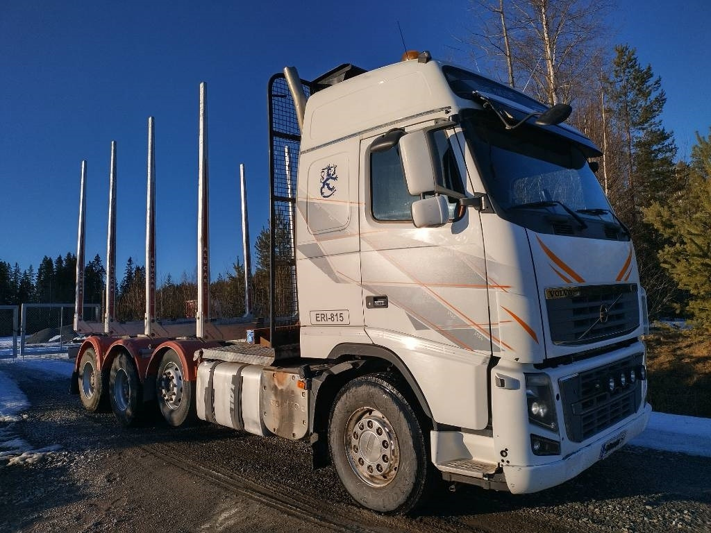 Volvo FH750 puuvarustus, napaperät,trippeli - Puuauto: kuva Volvo FH750 puuvarustus, napaperät,trippeli - Puuauto Volvo FH750 puuvarustus, napaperät,trippeli - Puuauto: kuva Volvo FH750 puuvarustus, napaperät,trippeli - Puuauto
