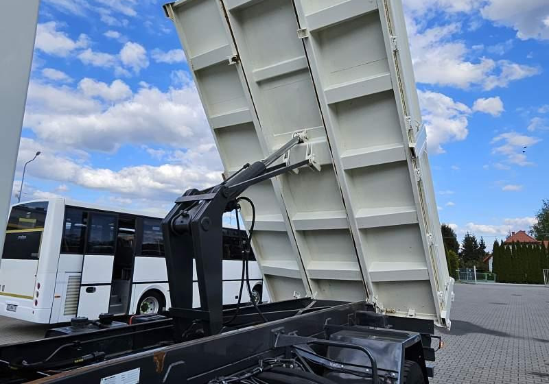 DAF LF 55.220 / SPROWADZONY Z FRANCJI / 119 000 KM - Kippiauto kuorma-auto: kuva DAF LF 55.220 / SPROWADZONY Z FRANCJI / 119 000 KM - Kippiauto kuorma-auto DAF LF 55.220 / SPROWADZONY Z FRANCJI / 119 000 KM - Kippiauto kuorma-auto: kuva DAF LF 55.220 / SPROWADZONY Z FRANCJI / 119 000 KM - Kippiauto kuorma-auto