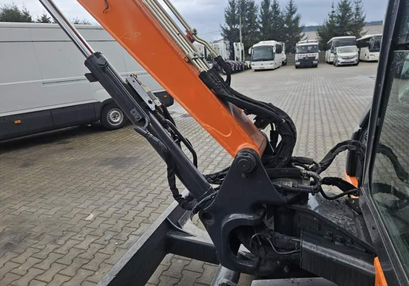 Hitachi ZX48U-5A CLR / 3 ŁYŻKI / SPROWADZONA / 2 300 MTH - Telakaivukone: kuva Hitachi ZX48U-5A CLR / 3 ŁYŻKI / SPROWADZONA / 2 300 MTH - Telakaivukone Hitachi ZX48U-5A CLR / 3 ŁYŻKI / SPROWADZONA / 2 300 MTH - Telakaivukone: kuva Hitachi ZX48U-5A CLR / 3 ŁYŻKI / SPROWADZONA / 2 300 MTH - Telakaivukone