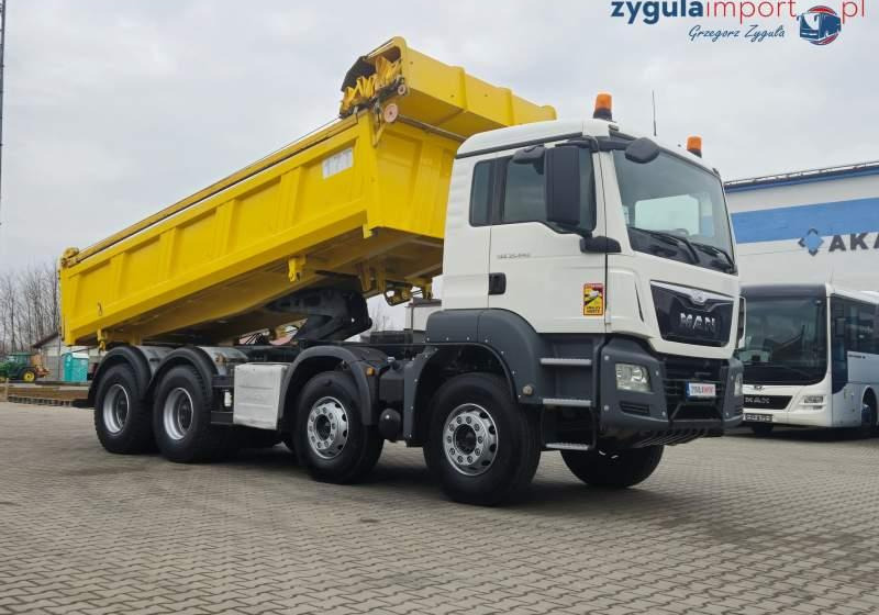 MAN TGS 35.440/SPROWADZONY Z FR/8x4/EURO6 - Kippiauto kuorma-auto: kuva MAN TGS 35.440/SPROWADZONY Z FR/8x4/EURO6 - Kippiauto kuorma-auto MAN TGS 35.440/SPROWADZONY Z FR/8x4/EURO6 - Kippiauto kuorma-auto: kuva MAN TGS 35.440/SPROWADZONY Z FR/8x4/EURO6 - Kippiauto kuorma-auto