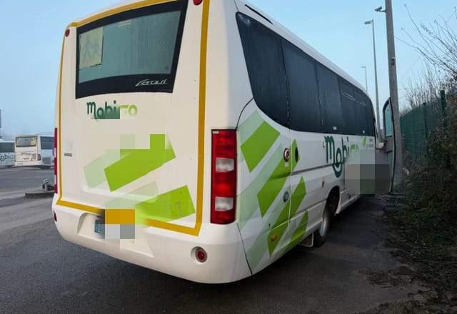 Mercedes-Benz SUNRIDER 818 VARIO / SPROWADZONY / 36 MIEJSC - Minibussi, Pikkubussi: kuva Mercedes-Benz SUNRIDER 818 VARIO / SPROWADZONY / 36 MIEJSC - Minibussi, Pikkubussi Mercedes-Benz SUNRIDER 818 VARIO / SPROWADZONY / 36 MIEJSC - Minibussi, Pikkubussi: kuva Mercedes-Benz SUNRIDER 818 VARIO / SPROWADZONY / 36 MIEJSC - Minibussi, Pikkubussi