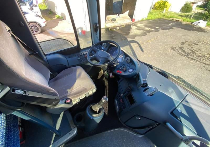 Neoplan TRENDLINER / SPROWADZONY / KLIMATYZACJA/ MANUAL - Esikaupunkien linja: kuva Neoplan TRENDLINER / SPROWADZONY / KLIMATYZACJA/ MANUAL - Esikaupunkien linja Neoplan TRENDLINER / SPROWADZONY / KLIMATYZACJA/ MANUAL - Esikaupunkien linja: kuva Neoplan TRENDLINER / SPROWADZONY / KLIMATYZACJA/ MANUAL - Esikaupunkien linja