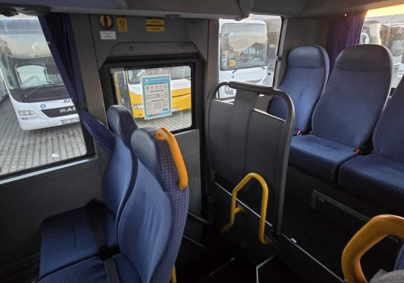 Minibussi, Pikkubussi Otokar VECTIO / SPROWADZONY Z POŁUDNIA FRANCJI/ MANUAL: kuva Minibussi, Pikkubussi Otokar VECTIO / SPROWADZONY Z POŁUDNIA FRANCJI/ MANUAL