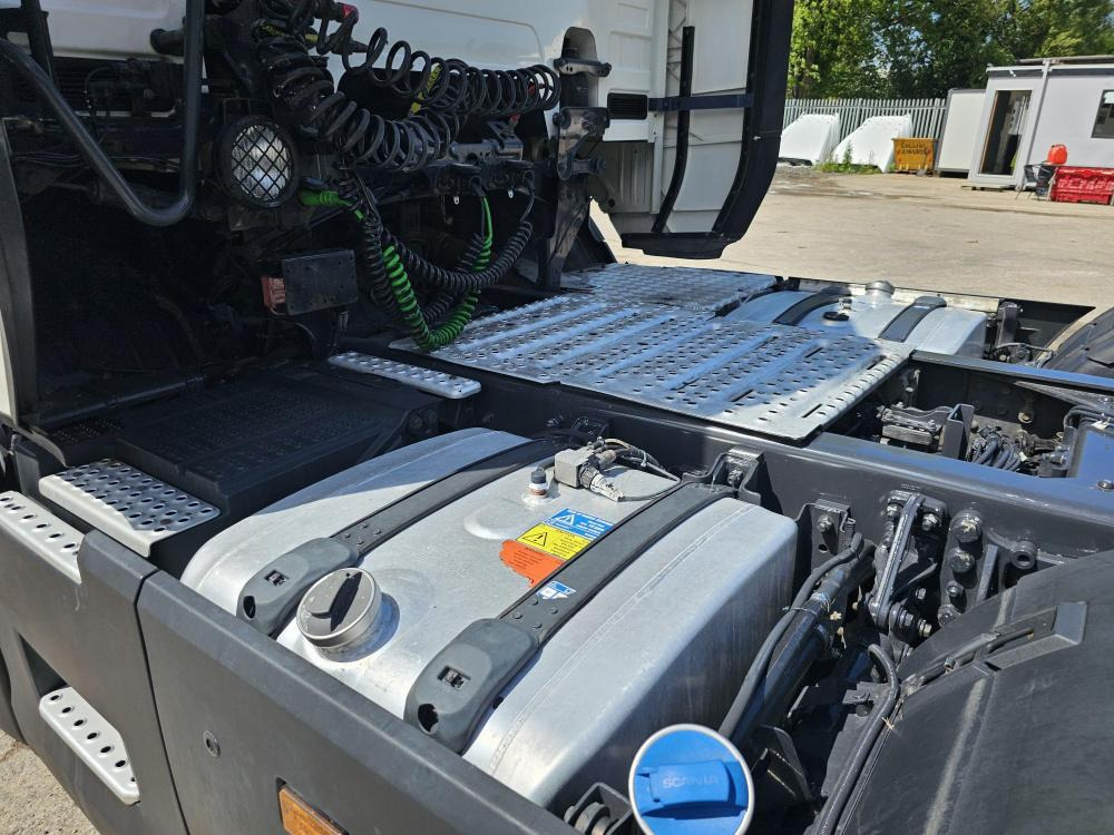 Scania R450 - Vetopöytäauto: kuva Scania R450 - Vetopöytäauto Scania R450 - Vetopöytäauto: kuva Scania R450 - Vetopöytäauto