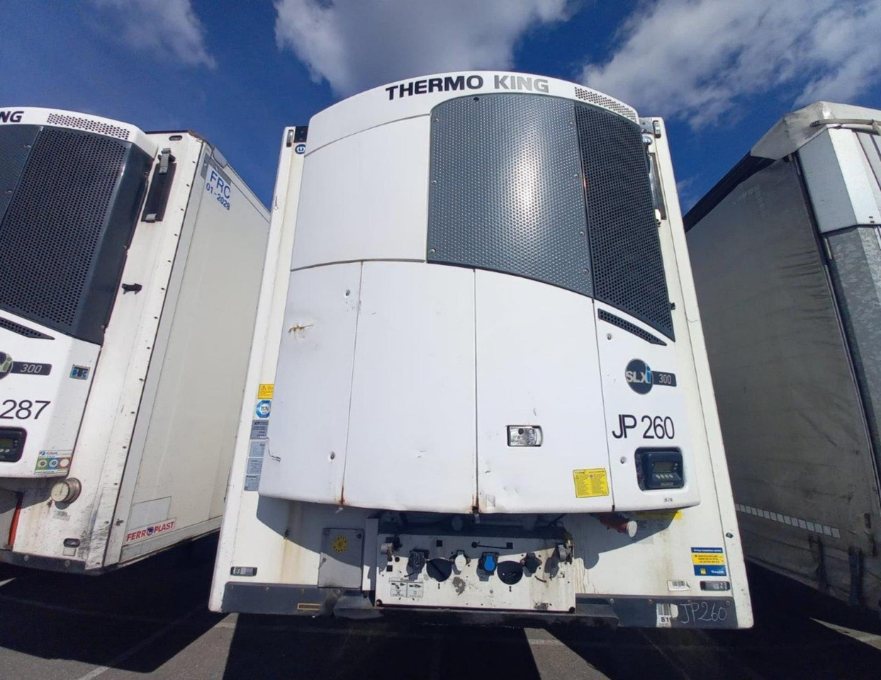 2018 Krone SDR Double Deck Cool Liner FP60 ThermoKing SLXi 300 Lifting Axle - Refrigeraattori puoliperävaunu: kuva 2018 Krone SDR Double Deck Cool Liner FP60 ThermoKing SLXi 300 Lifting Axle - Refrigeraattori puoliperävaunu 2018 Krone SDR Double Deck Cool Liner FP60 ThermoKing SLXi 300 Lifting Axle - Refrigeraattori puoliperävaunu: kuva 2018 Krone SDR Double Deck Cool Liner FP60 ThermoKing SLXi 300 Lifting Axle - Refrigeraattori puoliperävaunu