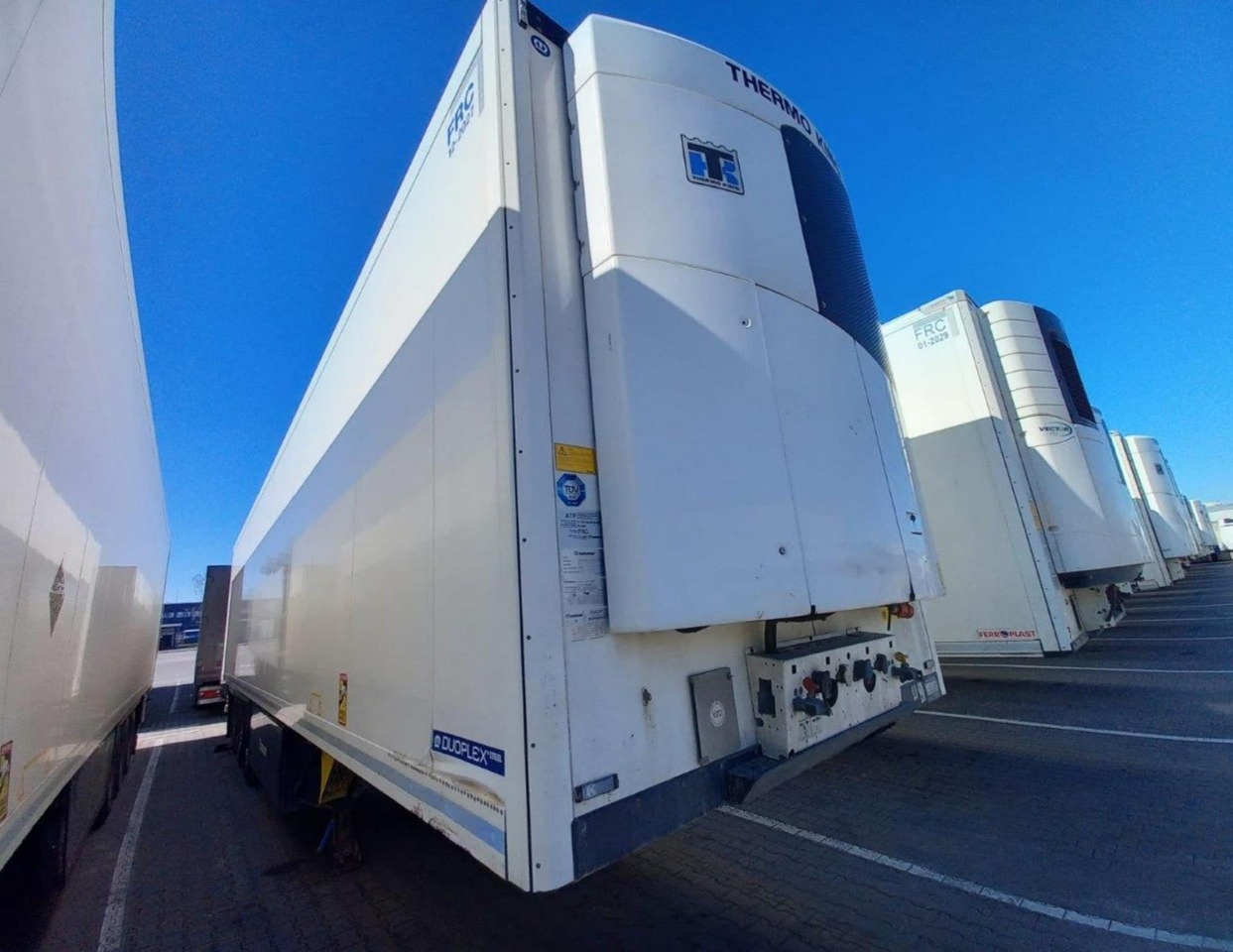 2021/2022 Krone SDR Cool Liner FP 60 ThermoKing SLXi 300 - Refrigeraattori puoliperävaunu: kuva 2021/2022 Krone SDR Cool Liner FP 60 ThermoKing SLXi 300 - Refrigeraattori puoliperävaunu 2021/2022 Krone SDR Cool Liner FP 60 ThermoKing SLXi 300 - Refrigeraattori puoliperävaunu: kuva 2021/2022 Krone SDR Cool Liner FP 60 ThermoKing SLXi 300 - Refrigeraattori puoliperävaunu