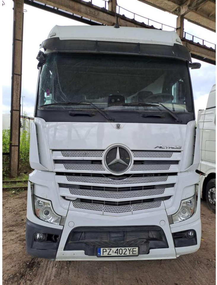 2021 Mercedes-Benz Actros 5 1845 BigSpace - Vetopöytäauto: kuva 2021 Mercedes-Benz Actros 5 1845 BigSpace - Vetopöytäauto 2021 Mercedes-Benz Actros 5 1845 BigSpace - Vetopöytäauto: kuva 2021 Mercedes-Benz Actros 5 1845 BigSpace - Vetopöytäauto