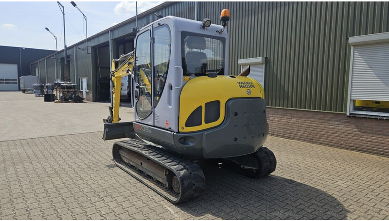 WACKER NEUSON 6003 - Telakaivukone: kuva WACKER NEUSON 6003 - Telakaivukone WACKER NEUSON 6003 - Telakaivukone: kuva WACKER NEUSON 6003 - Telakaivukone