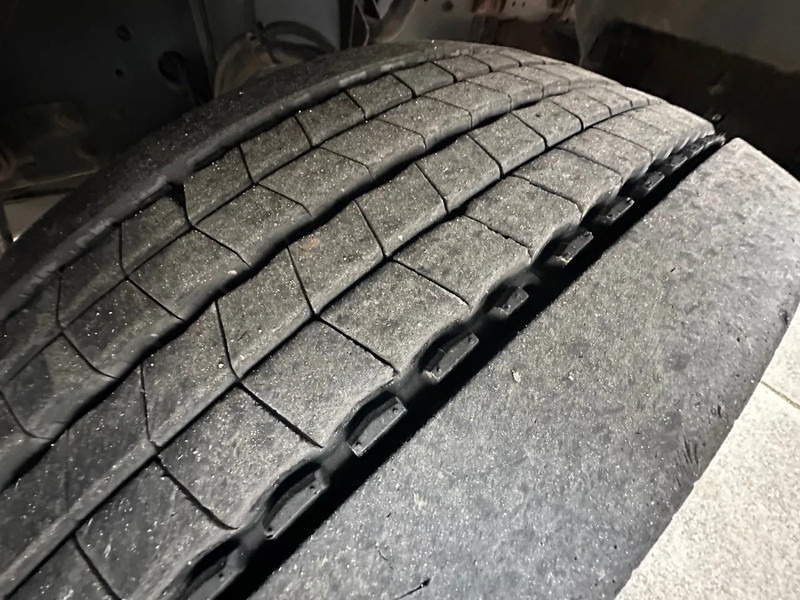 MAN TGM 18.280 / NL TRUCK / EURO 4 / CLIMA / DOORS+LIFT+SIDE DOOR / CARRIER FRIGO (print broken!) - Refrigeraattori kuorma-auto: kuva MAN TGM 18.280 / NL TRUCK / EURO 4 / CLIMA / DOORS+LIFT+SIDE DOOR / CARRIER FRIGO (print broken!) - Refrigeraattori kuorma-auto MAN TGM 18.280 / NL TRUCK / EURO 4 / CLIMA / DOORS+LIFT+SIDE DOOR / CARRIER FRIGO (print broken!) - Refrigeraattori kuorma-auto: kuva MAN TGM 18.280 / NL TRUCK / EURO 4 / CLIMA / DOORS+LIFT+SIDE DOOR / CARRIER FRIGO (print broken!) - Refrigeraattori kuorma-auto