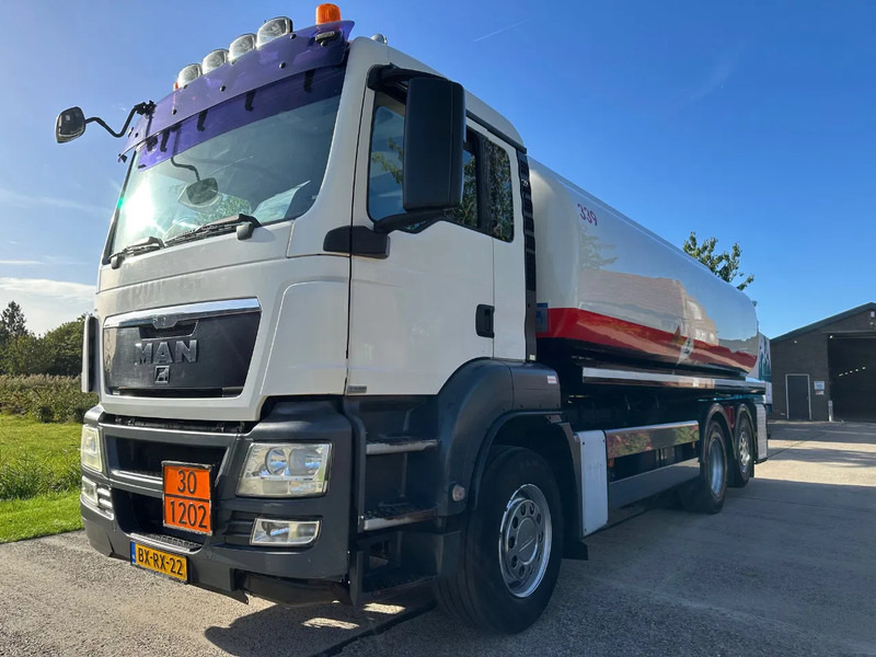 MAN TGS 26.360 / NL TRUCK / EURO 5 / 6x2 / LENK-LIFT / DIJSEL 5 COMP. 23,2 m3 / AUTOMATIC - Säiliöauto: kuva MAN TGS 26.360 / NL TRUCK / EURO 5 / 6x2 / LENK-LIFT / DIJSEL 5 COMP. 23,2 m3 / AUTOMATIC - Säiliöauto MAN TGS 26.360 / NL TRUCK / EURO 5 / 6x2 / LENK-LIFT / DIJSEL 5 COMP. 23,2 m3 / AUTOMATIC - Säiliöauto: kuva MAN TGS 26.360 / NL TRUCK / EURO 5 / 6x2 / LENK-LIFT / DIJSEL 5 COMP. 23,2 m3 / AUTOMATIC - Säiliöauto
