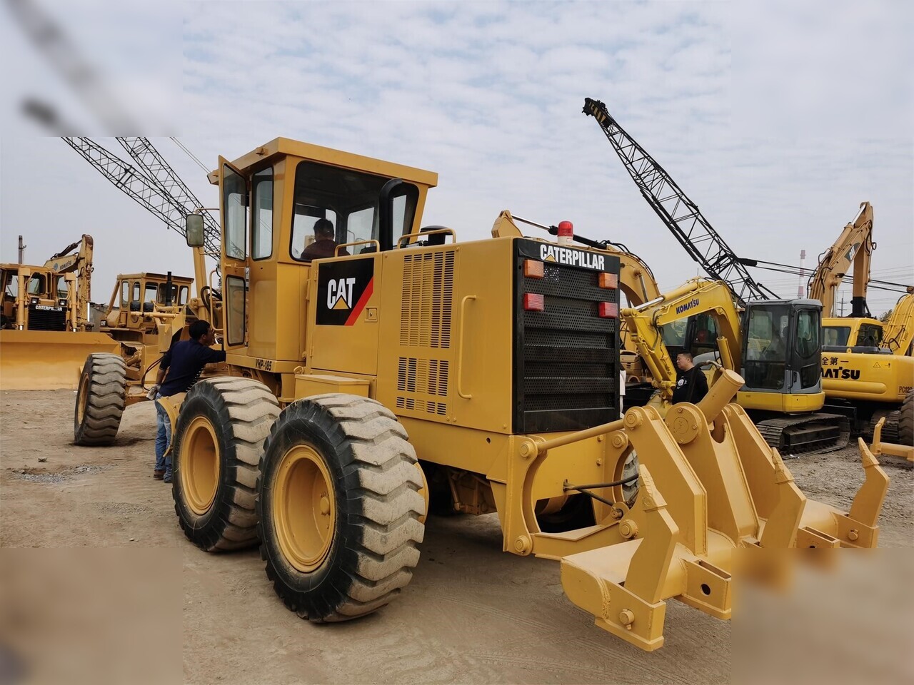 CATERPILLAR 140K - Tiehöylä: kuva CATERPILLAR 140K - Tiehöylä CATERPILLAR 140K - Tiehöylä: kuva CATERPILLAR 140K - Tiehöylä