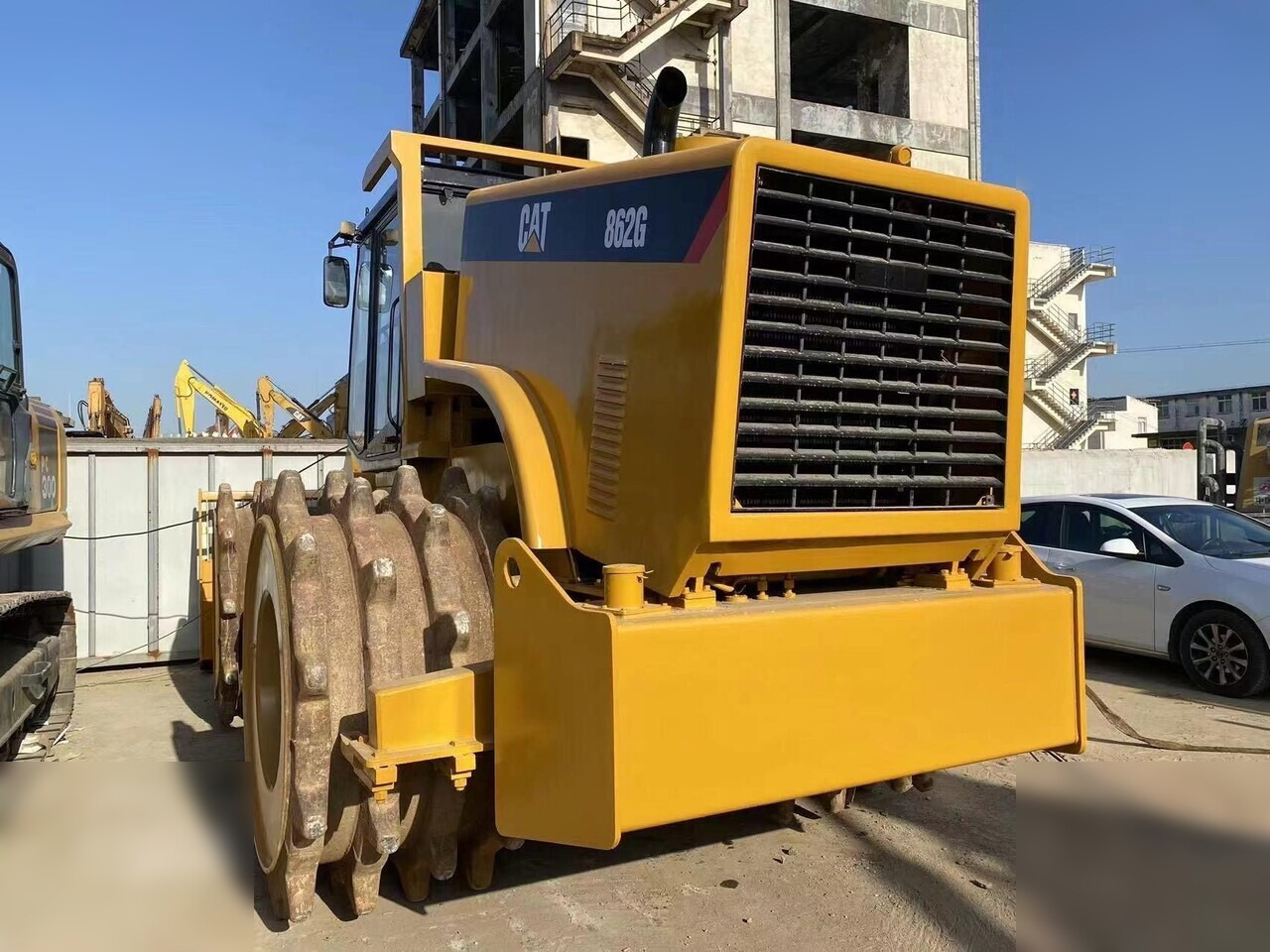 CATERPILLAR 826G - Tiivistyskone: kuva CATERPILLAR 826G - Tiivistyskone CATERPILLAR 826G - Tiivistyskone: kuva CATERPILLAR 826G - Tiivistyskone