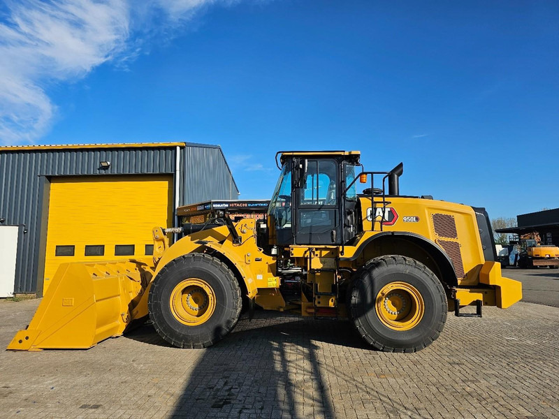 Caterpillar 950L - Pyöräkuormaaja: kuva Caterpillar 950L - Pyöräkuormaaja Caterpillar 950L - Pyöräkuormaaja: kuva Caterpillar 950L - Pyöräkuormaaja