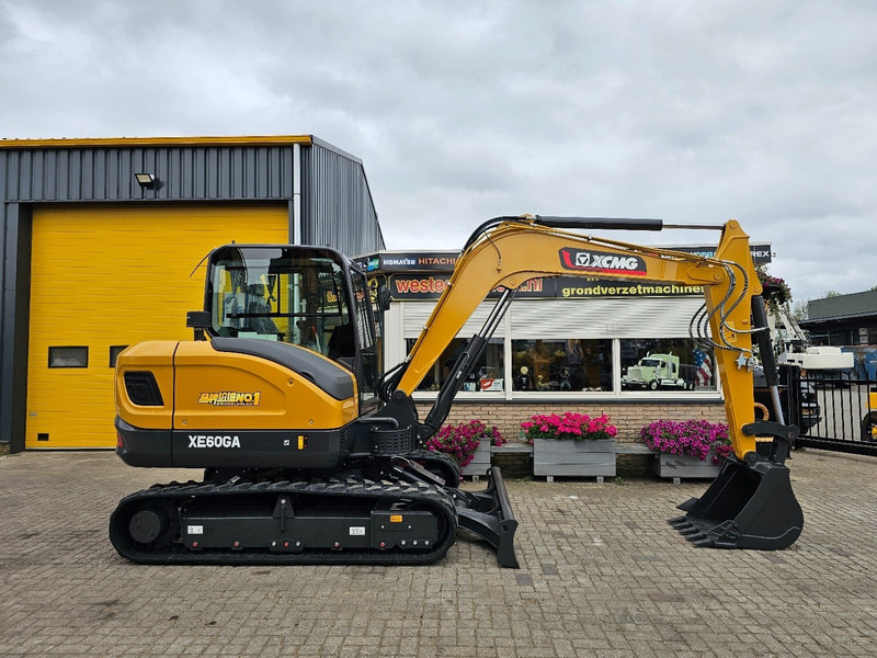 XCMG XE60GA - Minikuormaaja: kuva XCMG XE60GA - Minikuormaaja XCMG XE60GA - Minikuormaaja: kuva XCMG XE60GA - Minikuormaaja