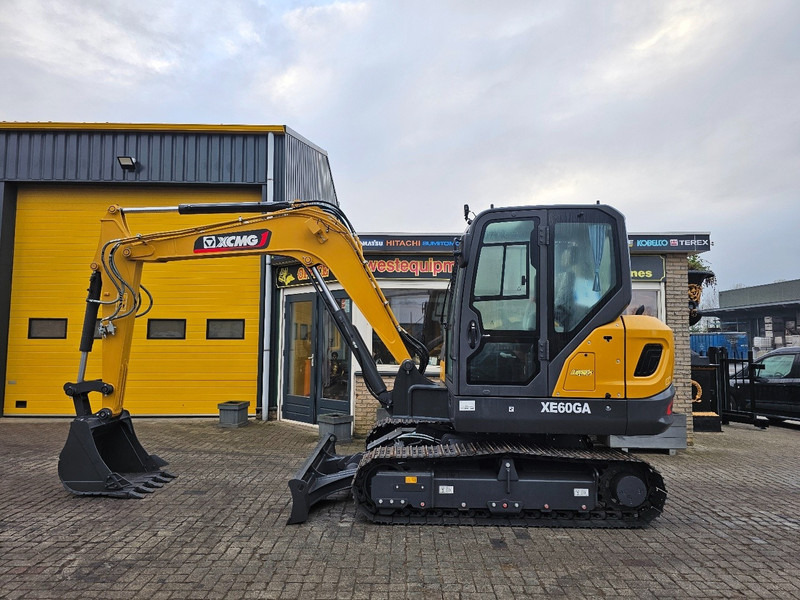 XCMG XE60GA - Minikuormaaja: kuva XCMG XE60GA - Minikuormaaja XCMG XE60GA - Minikuormaaja: kuva XCMG XE60GA - Minikuormaaja