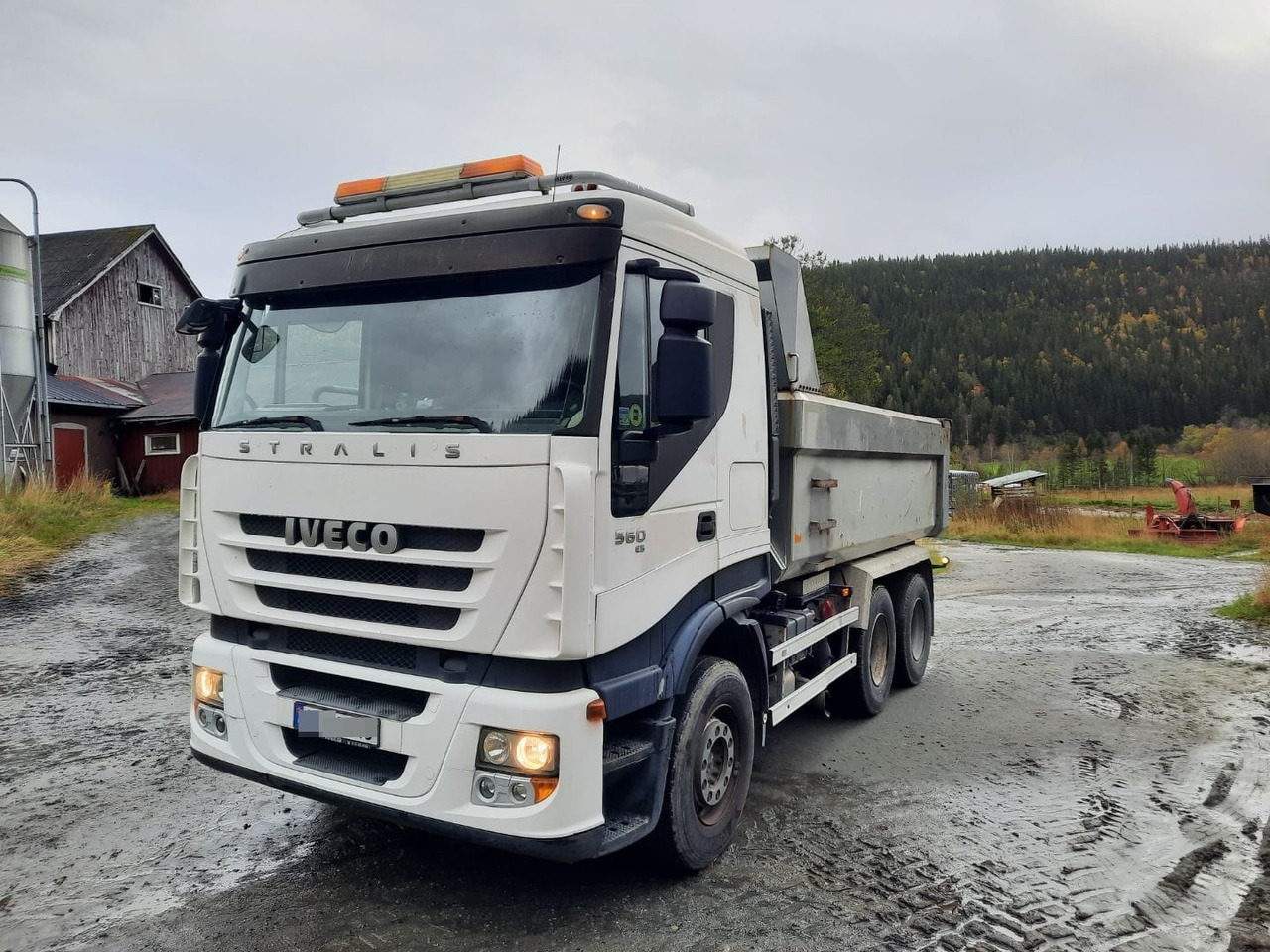 IVECO Stralis 560 - Kippiauto kuorma-auto: kuva IVECO Stralis 560 - Kippiauto kuorma-auto IVECO Stralis 560 - Kippiauto kuorma-auto: kuva IVECO Stralis 560 - Kippiauto kuorma-auto