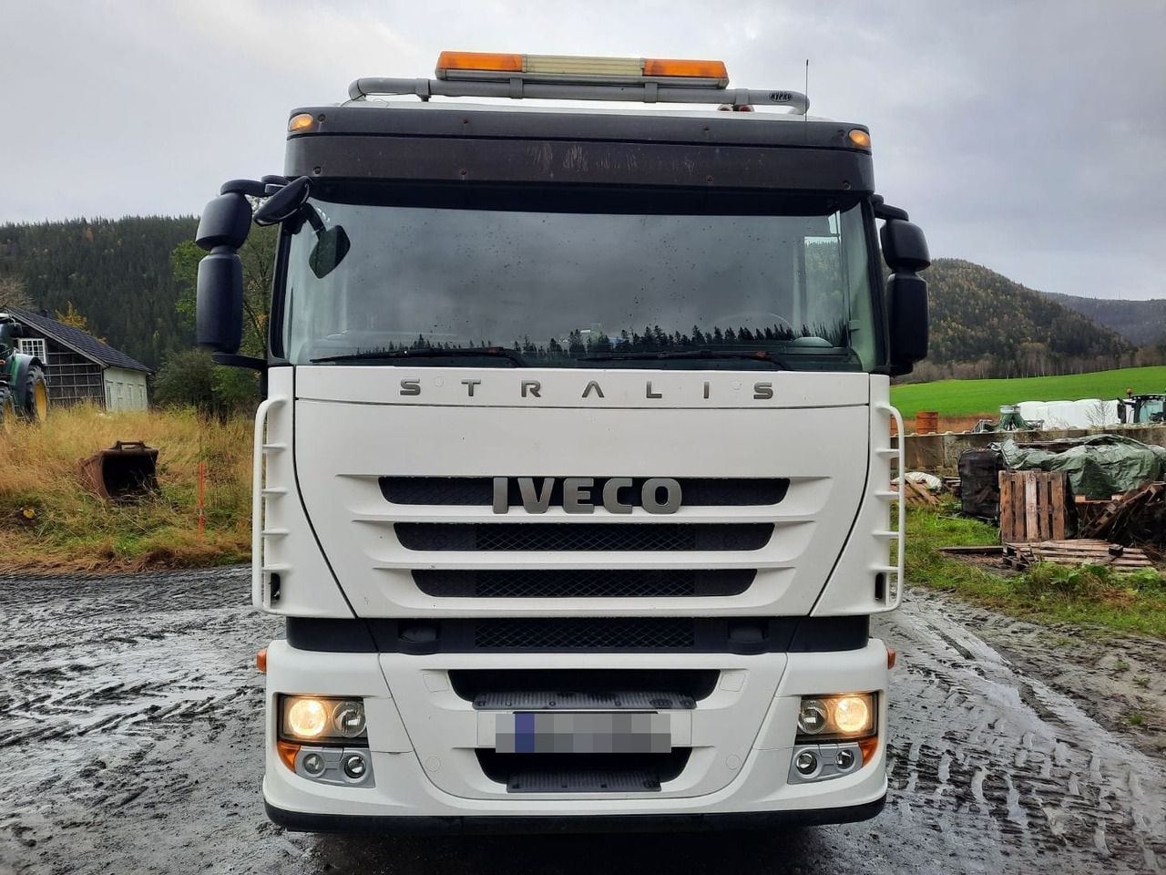 IVECO Stralis 560 - Kippiauto kuorma-auto: kuva IVECO Stralis 560 - Kippiauto kuorma-auto IVECO Stralis 560 - Kippiauto kuorma-auto: kuva IVECO Stralis 560 - Kippiauto kuorma-auto
