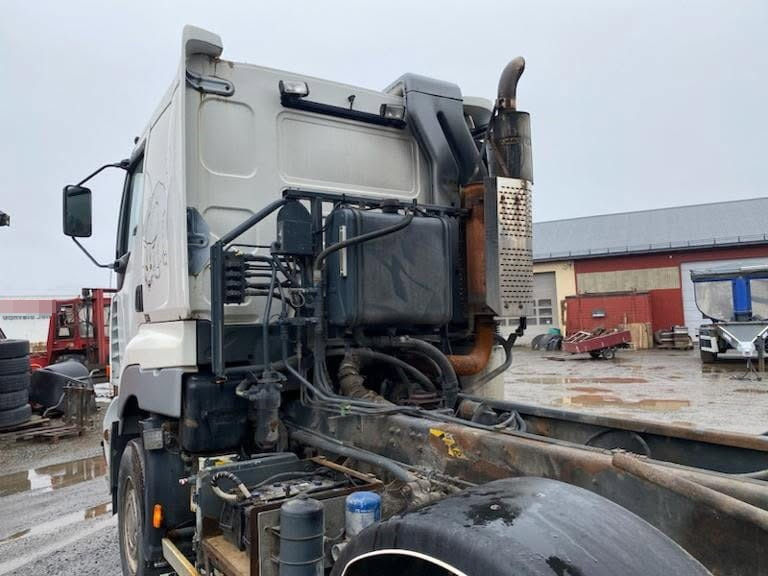 Sisu E18 630 - Kippiauto kuorma-auto: kuva Sisu E18 630 - Kippiauto kuorma-auto Sisu E18 630 - Kippiauto kuorma-auto: kuva Sisu E18 630 - Kippiauto kuorma-auto