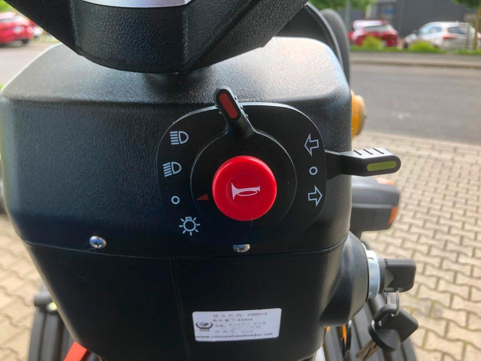 Pienkuormaaja Radlader / Hoflader BK906 *INKL.19% MWST*PERKINS*BERGER KRAUS*GABELPAKET*CE*EURO: kuva Pienkuormaaja Radlader / Hoflader BK906 *INKL.19% MWST*PERKINS*BERGER KRAUS*GABELPAKET*CE*EURO Pienkuormaaja Radlader / Hoflader BK906 *INKL.19% MWST*PERKINS*BERGER KRAUS*GABELPAKET*CE*EURO: kuva Pienkuormaaja Radlader / Hoflader BK906 *INKL.19% MWST*PERKINS*BERGER KRAUS*GABELPAKET*CE*EURO