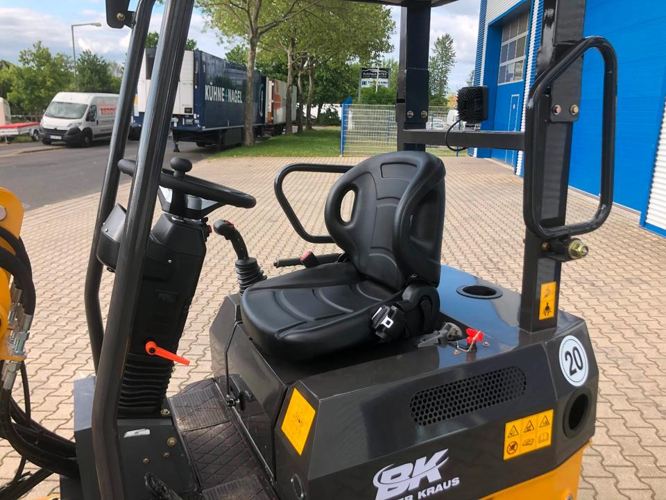 Pienkuormaaja Radlader / Hoflader BK906 *INKL.19% MWST*PERKINS*BERGER KRAUS*GABELPAKET*CE*EURO: kuva Pienkuormaaja Radlader / Hoflader BK906 *INKL.19% MWST*PERKINS*BERGER KRAUS*GABELPAKET*CE*EURO Pienkuormaaja Radlader / Hoflader BK906 *INKL.19% MWST*PERKINS*BERGER KRAUS*GABELPAKET*CE*EURO: kuva Pienkuormaaja Radlader / Hoflader BK906 *INKL.19% MWST*PERKINS*BERGER KRAUS*GABELPAKET*CE*EURO