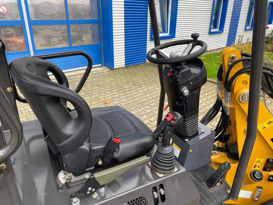 Pienkuormaaja Radlader/Hoflader BK906 inkl. Winter-Komplettpaket *INKL.19% MWST.*BERGER KRAUS*PERKINS*EURO*SOFORT!*: kuva Pienkuormaaja Radlader/Hoflader BK906 inkl. Winter-Komplettpaket *INKL.19% MWST.*BERGER KRAUS*PERKINS*EURO*SOFORT!*