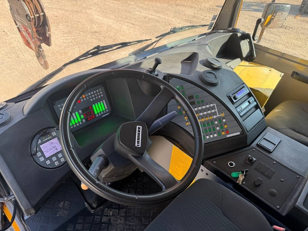 Liebherr LTM 1030-2.1 - Ajoneuvonosturi: kuva Liebherr LTM 1030-2.1 - Ajoneuvonosturi Liebherr LTM 1030-2.1 - Ajoneuvonosturi: kuva Liebherr LTM 1030-2.1 - Ajoneuvonosturi