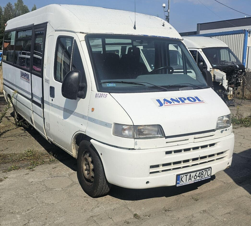 Peugeot BOXER 2.5 - Minibussi, Pikkubussi: kuva Peugeot BOXER 2.5 - Minibussi, Pikkubussi Peugeot BOXER 2.5 - Minibussi, Pikkubussi: kuva Peugeot BOXER 2.5 - Minibussi, Pikkubussi