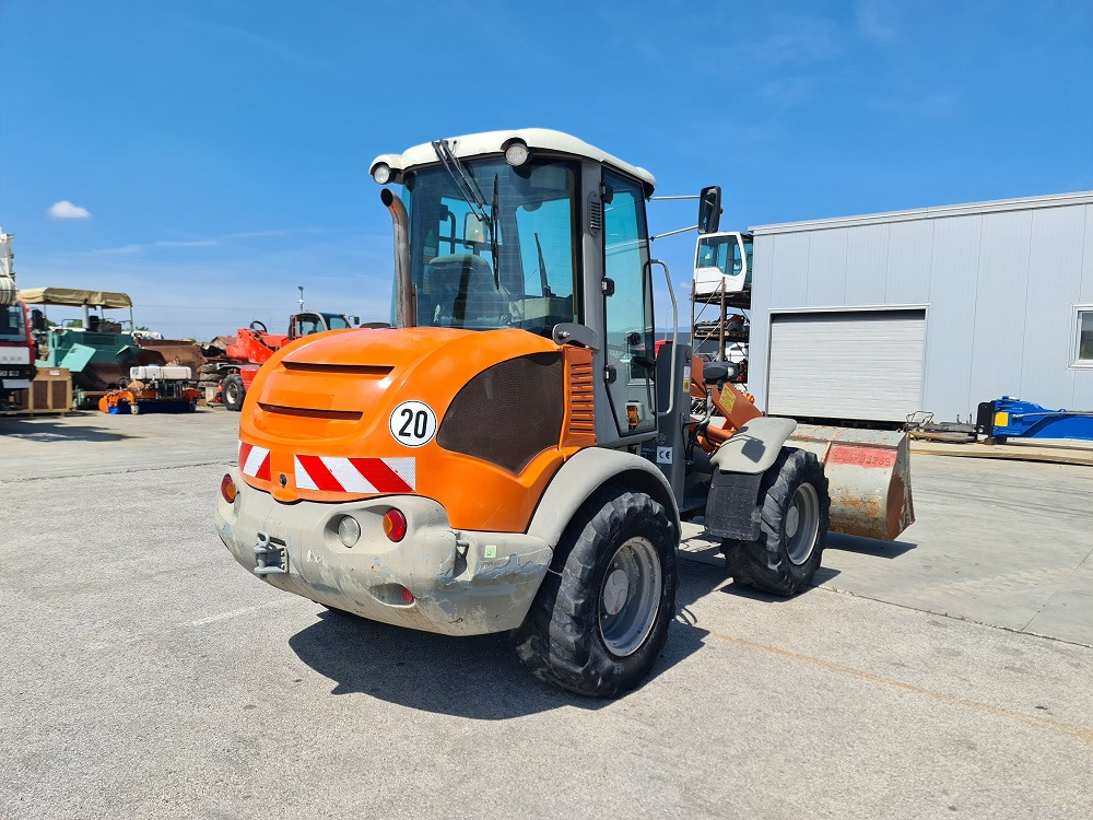 ATLAS AR75E - Pyöräkuormaaja: kuva ATLAS AR75E - Pyöräkuormaaja ATLAS AR75E - Pyöräkuormaaja: kuva ATLAS AR75E - Pyöräkuormaaja