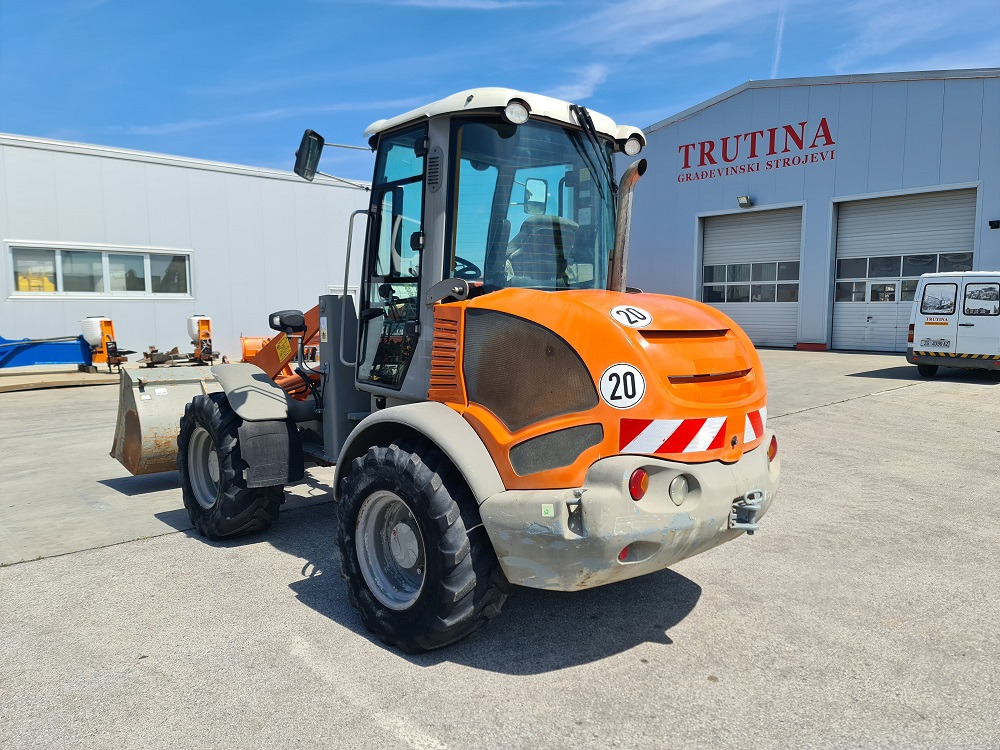 ATLAS AR75E - Pyöräkuormaaja: kuva ATLAS AR75E - Pyöräkuormaaja ATLAS AR75E - Pyöräkuormaaja: kuva ATLAS AR75E - Pyöräkuormaaja