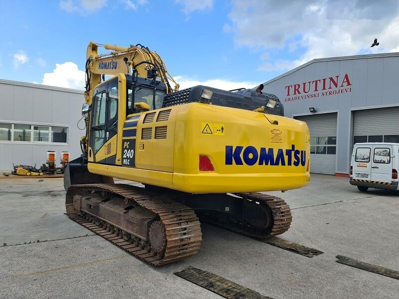 Komatsu PC240NLC-11 - Telakaivukone: kuva Komatsu PC240NLC-11 - Telakaivukone Komatsu PC240NLC-11 - Telakaivukone: kuva Komatsu PC240NLC-11 - Telakaivukone