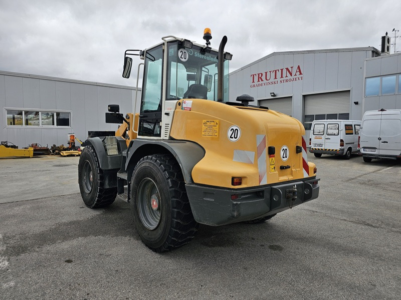 LIEBHERR L514 - Pyöräkuormaaja: kuva LIEBHERR L514 - Pyöräkuormaaja LIEBHERR L514 - Pyöräkuormaaja: kuva LIEBHERR L514 - Pyöräkuormaaja