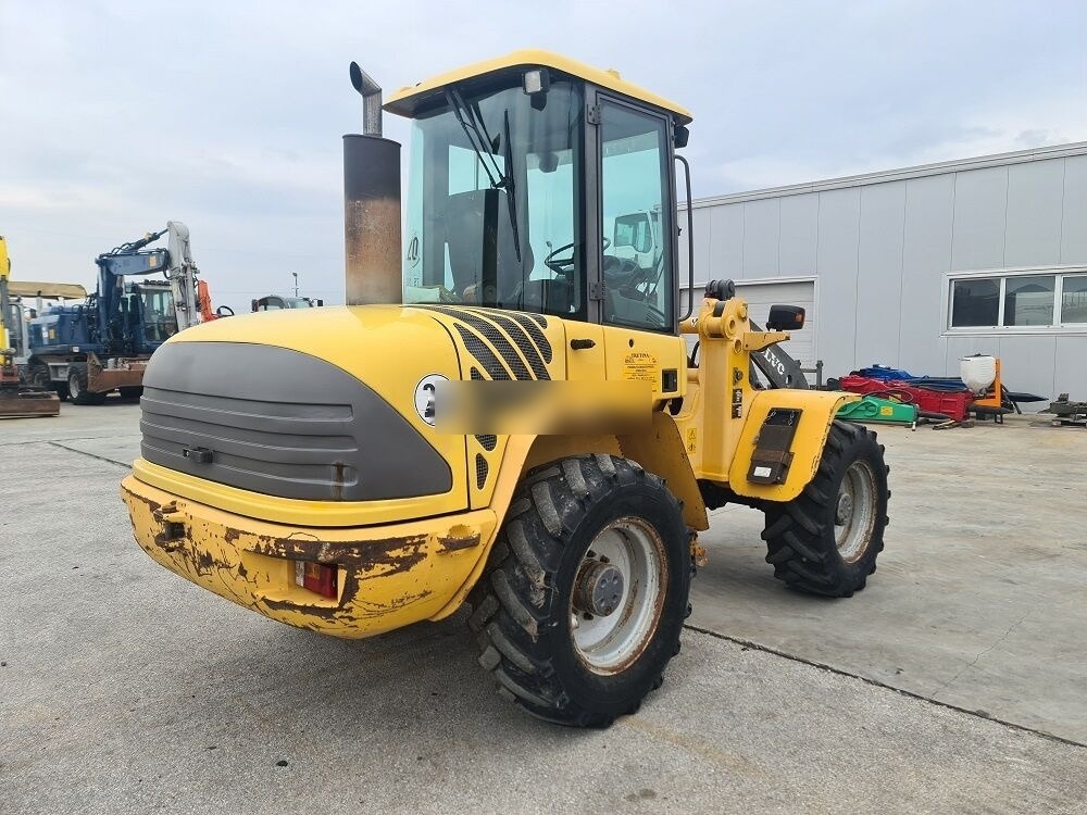 Volvo L40B - Pyöräkuormaaja: kuva Volvo L40B - Pyöräkuormaaja Volvo L40B - Pyöräkuormaaja: kuva Volvo L40B - Pyöräkuormaaja