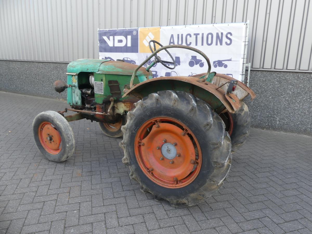 Deutz D15N - Traktori: kuva Deutz D15N - Traktori Deutz D15N - Traktori: kuva Deutz D15N - Traktori