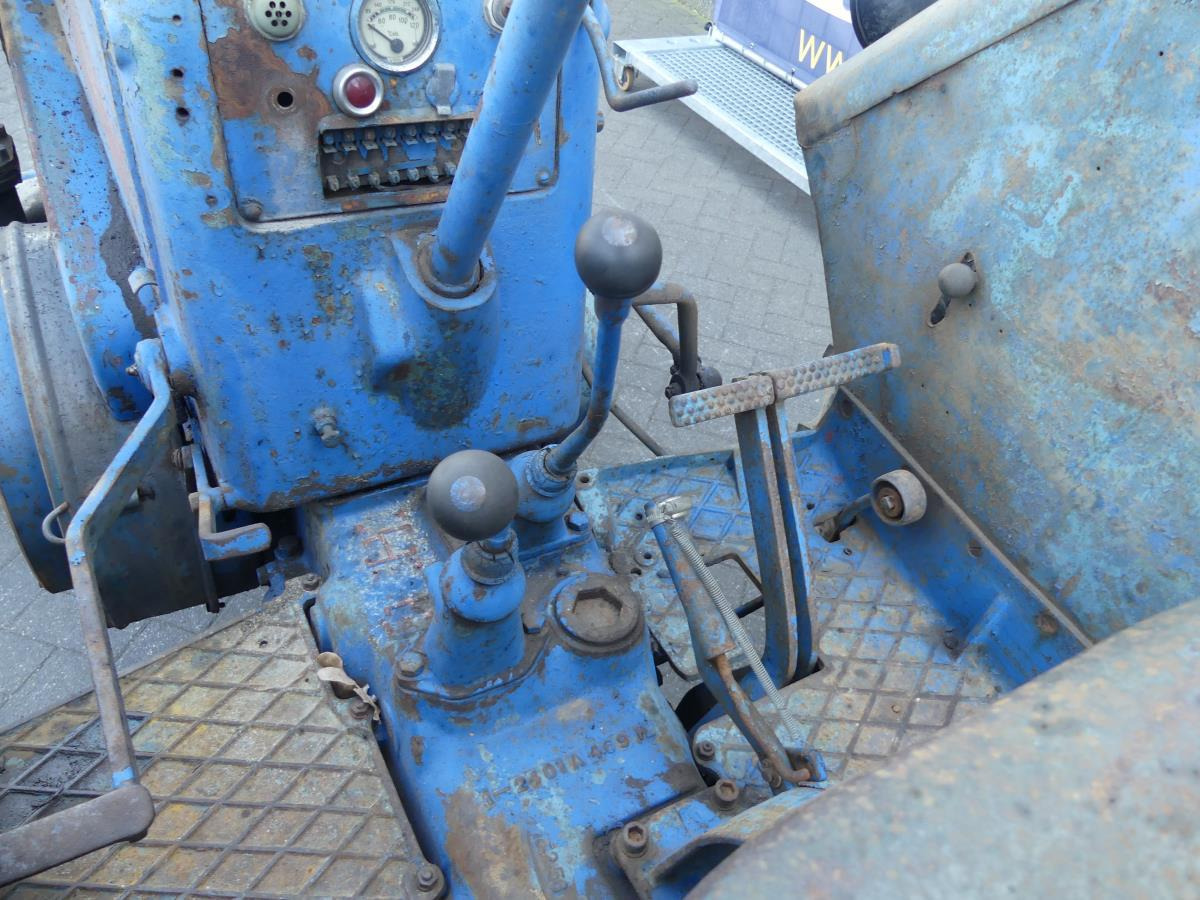 Traktori Lanz-Bulldog D2416: kuva Traktori Lanz-Bulldog D2416
