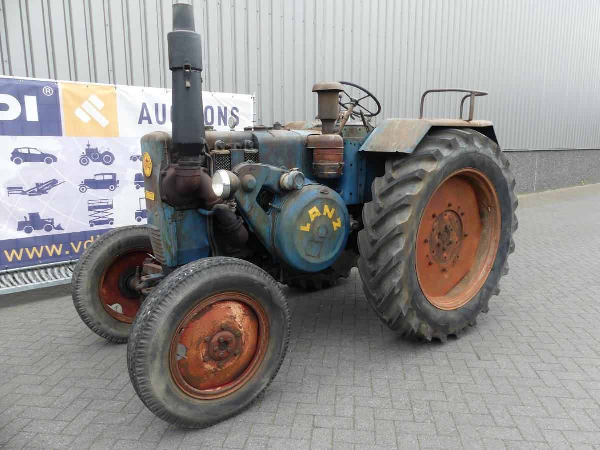 Lanz-Bulldog D2806 - Traktori: kuva Lanz-Bulldog D2806 - Traktori Lanz-Bulldog D2806 - Traktori: kuva Lanz-Bulldog D2806 - Traktori