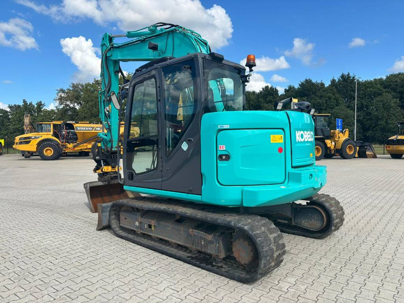 Kobelco SK 75 SR-3E - Minikuormaaja: kuva Kobelco SK 75 SR-3E - Minikuormaaja Kobelco SK 75 SR-3E - Minikuormaaja: kuva Kobelco SK 75 SR-3E - Minikuormaaja