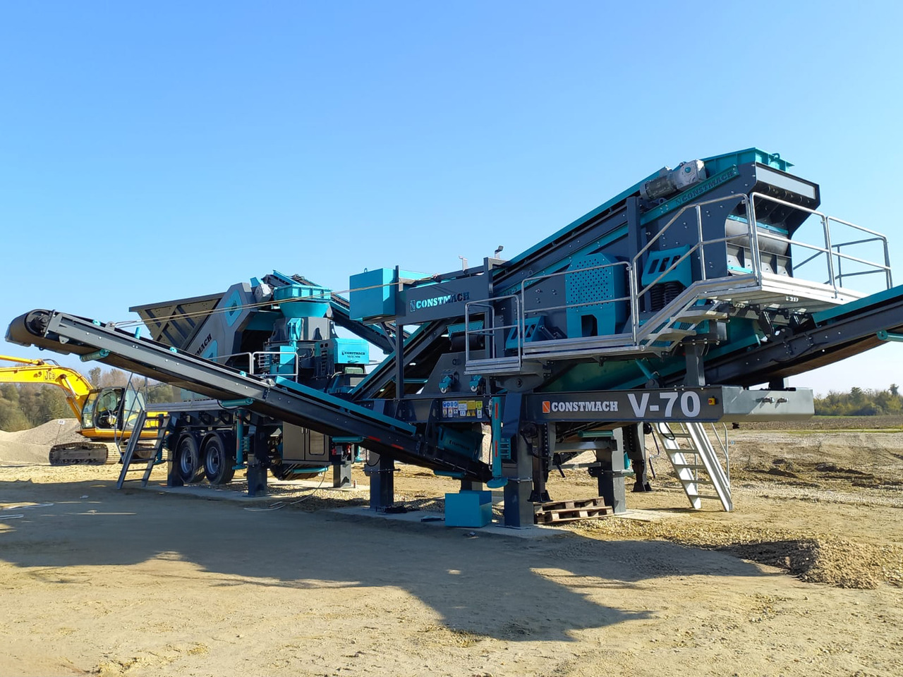 Constmach 100-150 Ton Capacity Mobile Vertical Shaft Impact Crusher - Mobiilimurskain: kuva Constmach 100-150 Ton Capacity Mobile Vertical Shaft Impact Crusher - Mobiilimurskain Constmach 100-150 Ton Capacity Mobile Vertical Shaft Impact Crusher - Mobiilimurskain: kuva Constmach 100-150 Ton Capacity Mobile Vertical Shaft Impact Crusher - Mobiilimurskain