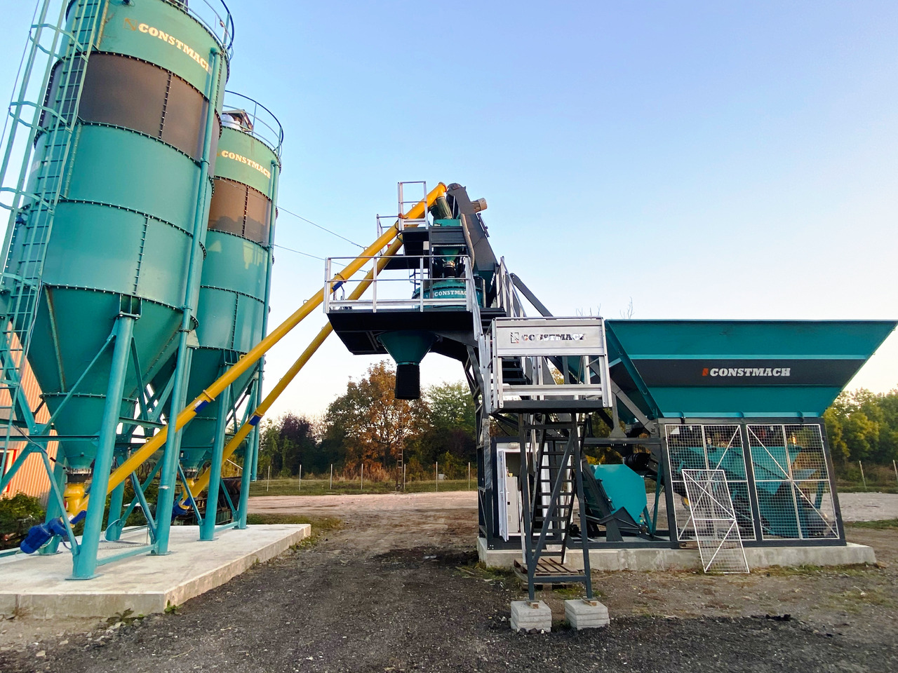 Constmach 30 m³/h Compact Concrete Batching Plant - Betoniasema: kuva Constmach 30 m³/h Compact Concrete Batching Plant - Betoniasema Constmach 30 m³/h Compact Concrete Batching Plant - Betoniasema: kuva Constmach 30 m³/h Compact Concrete Batching Plant - Betoniasema