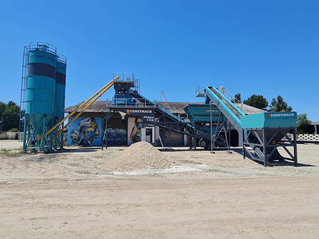 Uusi Betoniasema Constmach Mobile Betonmischanlage mit 100 m³/h: kuva Uusi Betoniasema Constmach Mobile Betonmischanlage mit 100 m³/h Uusi Betoniasema Constmach Mobile Betonmischanlage mit 100 m³/h: kuva Uusi Betoniasema Constmach Mobile Betonmischanlage mit 100 m³/h