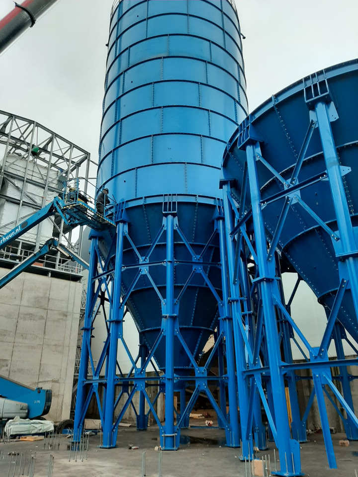 Constmach Silo à Ciment d'une Capacité de 2000 Tonnes - Sementtisiilo: kuva Constmach Silo à Ciment d'une Capacité de 2000 Tonnes - Sementtisiilo Constmach Silo à Ciment d'une Capacité de 2000 Tonnes - Sementtisiilo: kuva Constmach Silo à Ciment d'une Capacité de 2000 Tonnes - Sementtisiilo