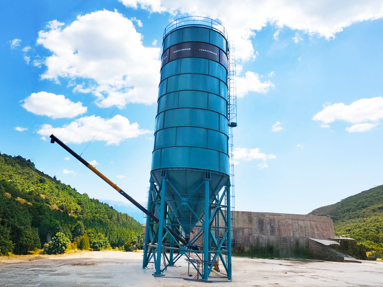Constmach Silo à Ciment d'une Capacité de 500 Tonnes - Sementtisiilo: kuva Constmach Silo à Ciment d'une Capacité de 500 Tonnes - Sementtisiilo Constmach Silo à Ciment d'une Capacité de 500 Tonnes - Sementtisiilo: kuva Constmach Silo à Ciment d'une Capacité de 500 Tonnes - Sementtisiilo