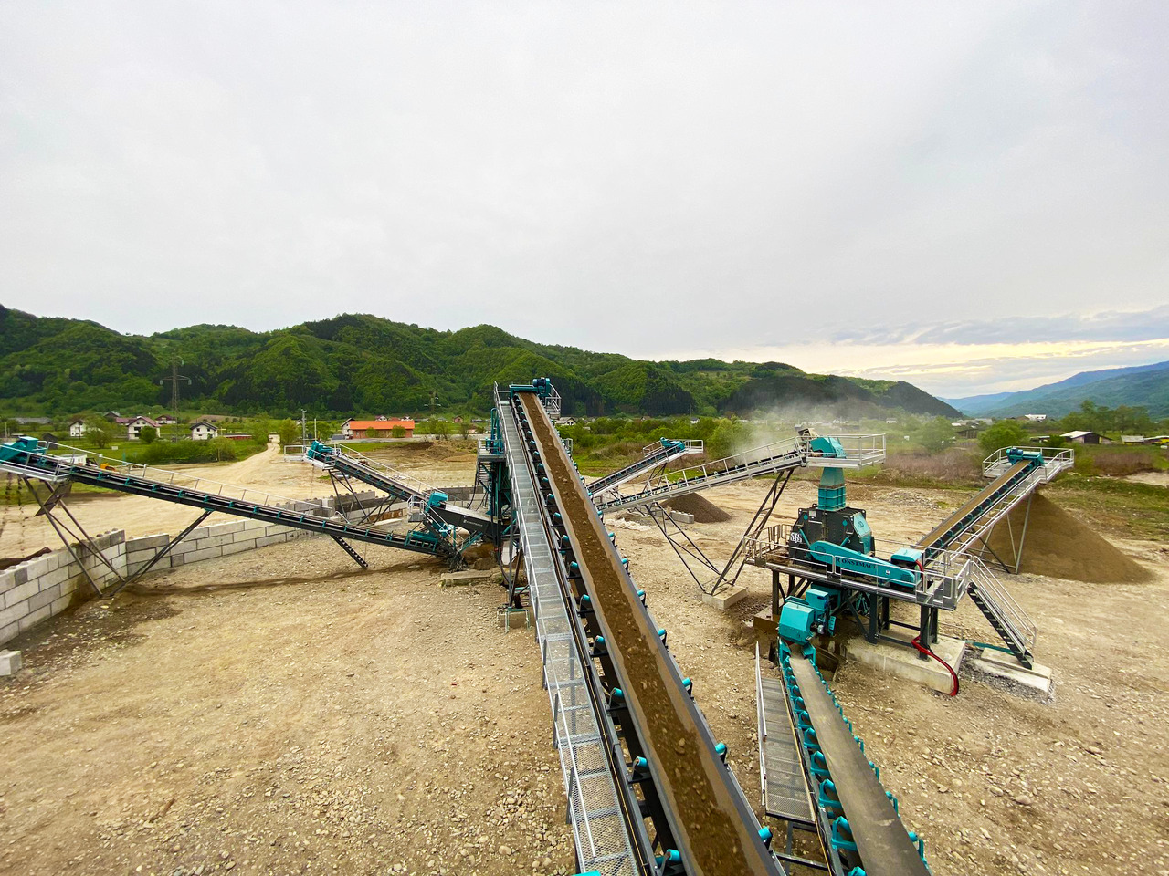 Constmach Stationary Washing And Screening Plant (Sand, Gravel, Gravel Washing And Screening) - Seula: kuva Constmach Stationary Washing And Screening Plant (Sand, Gravel, Gravel Washing And Screening) - Seula Constmach Stationary Washing And Screening Plant (Sand, Gravel, Gravel Washing And Screening) - Seula: kuva Constmach Stationary Washing And Screening Plant (Sand, Gravel, Gravel Washing And Screening) - Seula