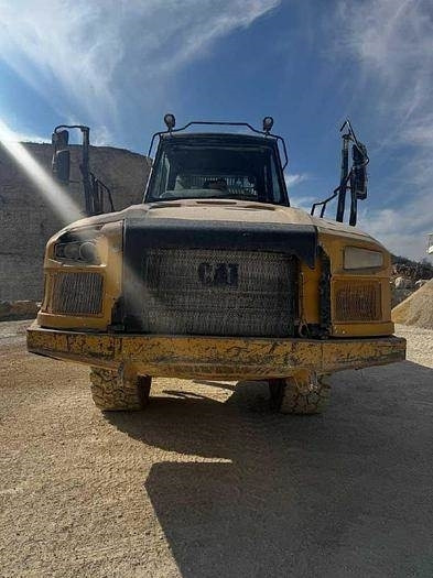 CAT 730C2 - Nivelkippiauto: kuva CAT 730C2 - Nivelkippiauto CAT 730C2 - Nivelkippiauto: kuva CAT 730C2 - Nivelkippiauto