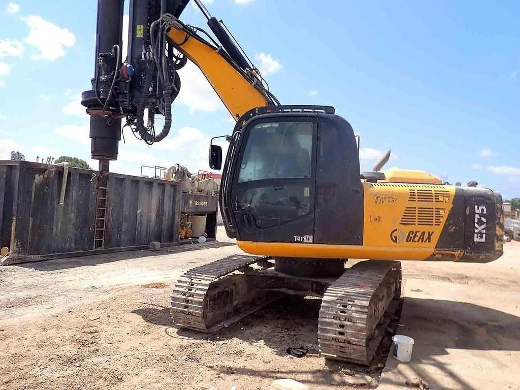 GEAX EK75 - Porakone: kuva GEAX EK75 - Porakone GEAX EK75 - Porakone: kuva GEAX EK75 - Porakone